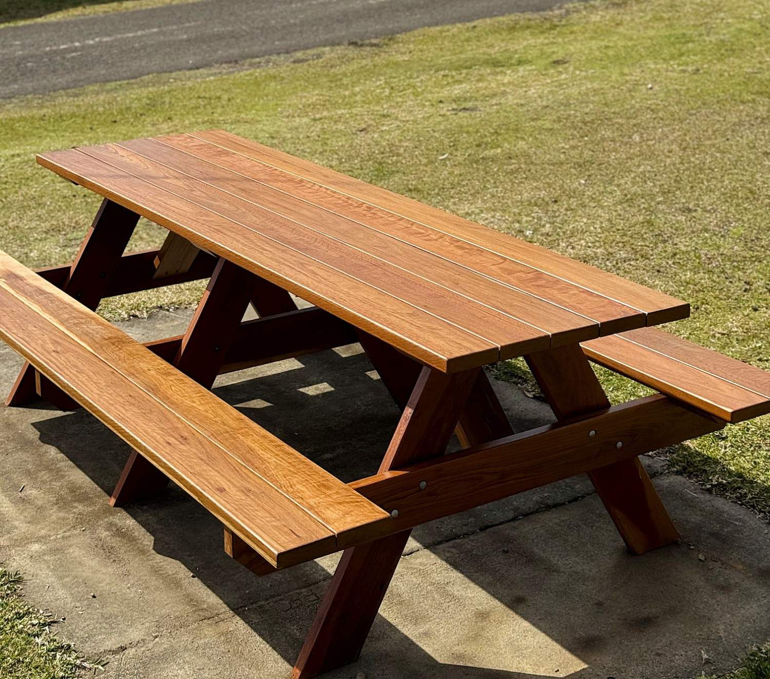 Hardwood Picnic Table